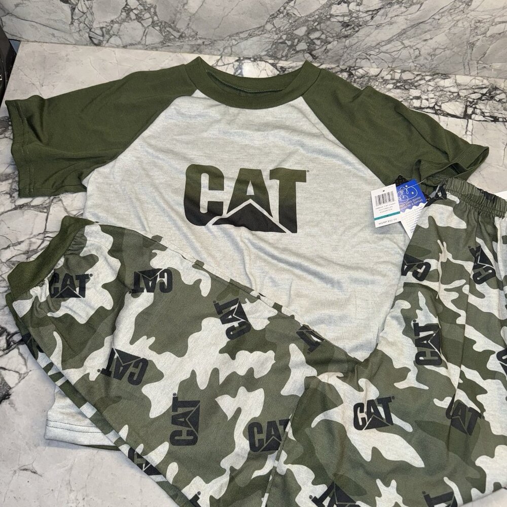 CAT Boys Youth 16 Pajamas Green Gray Camo Polyester NEW Set